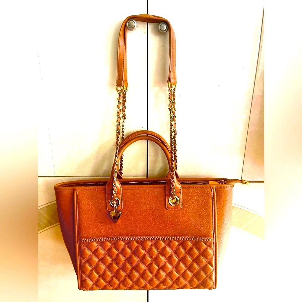 Brand new stunning foreign designed 5 pockets brown elegant Leather han… - Picture 1 of 12